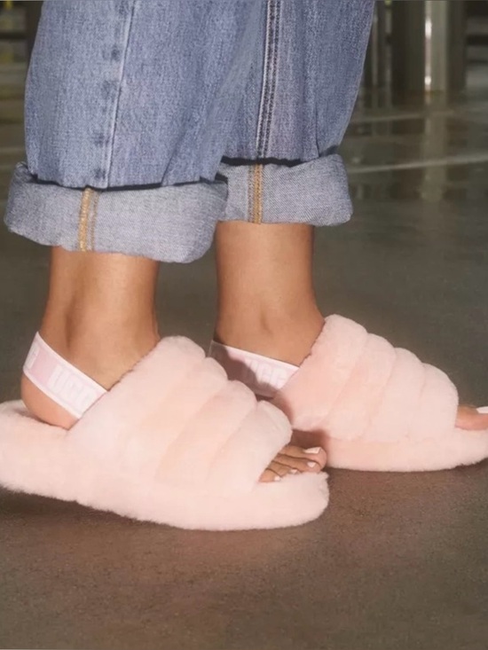 UGG Shoes - [Size: 8] UGG Fluff Yeah Slide